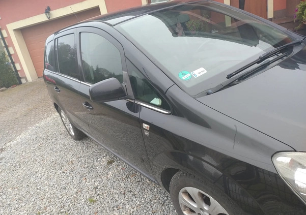 Opel Zafira cena 17000 przebieg: 317000, rok produkcji 2010 z Sulechów małe 121